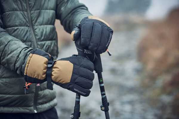 Capitol Peak Glove