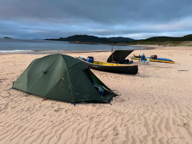 割引　Wild County by TerraNova Hoolie3 Wild Country Hoolie 3 Tent - YouTube