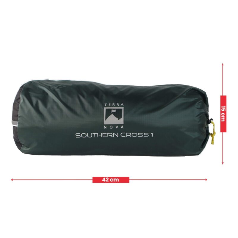 Dark green cylindrical compression sack with 'Terra Nova Southern Cross 1' logo and yellow drawcord, shown horizontally with red arrows indicating 42 cm length and 15 cm height.