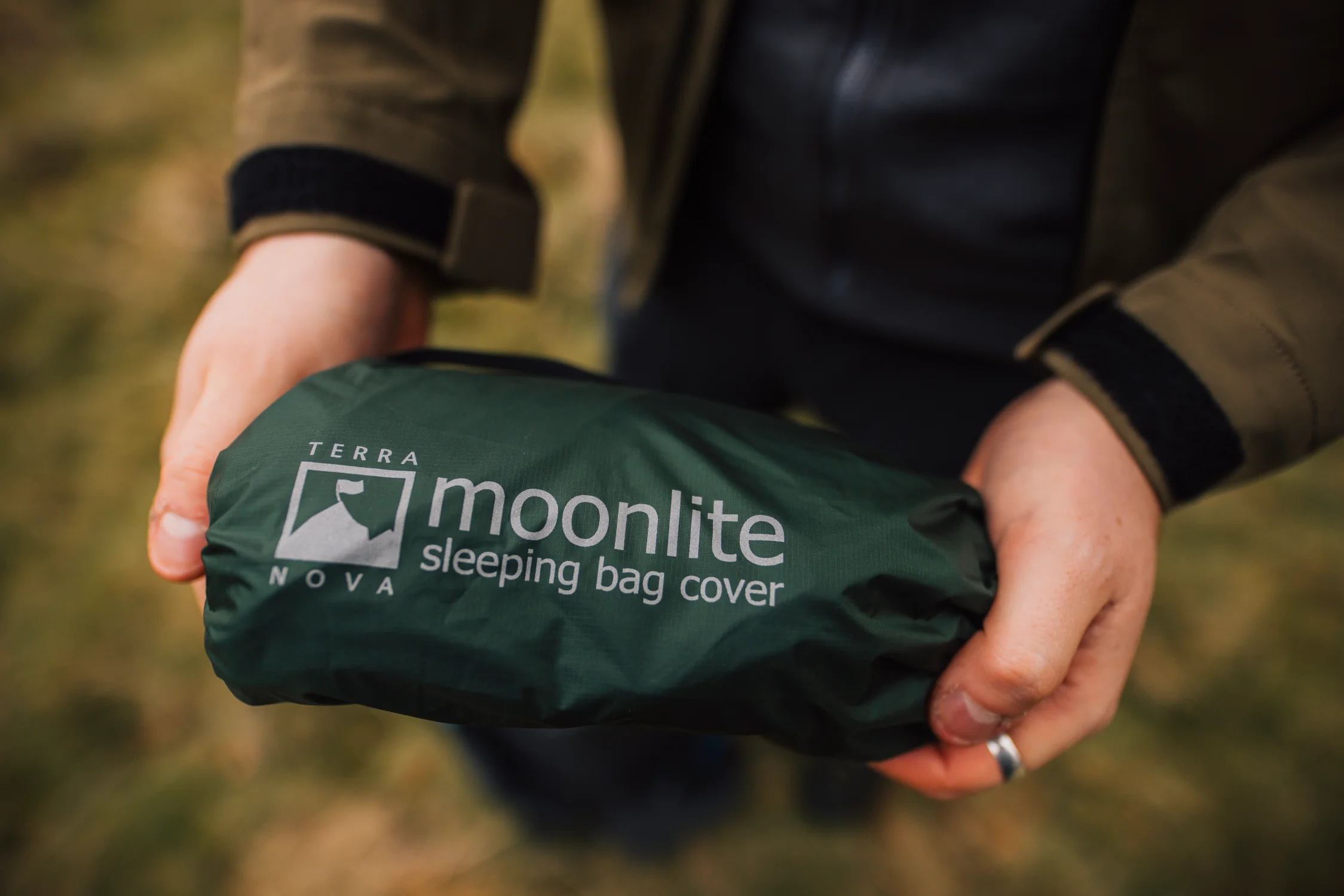 TERRA NOVA MOONLITE BIVI 　グリーン Moonlite Bivi | Lightweight Bivi Bag | Terra Nova